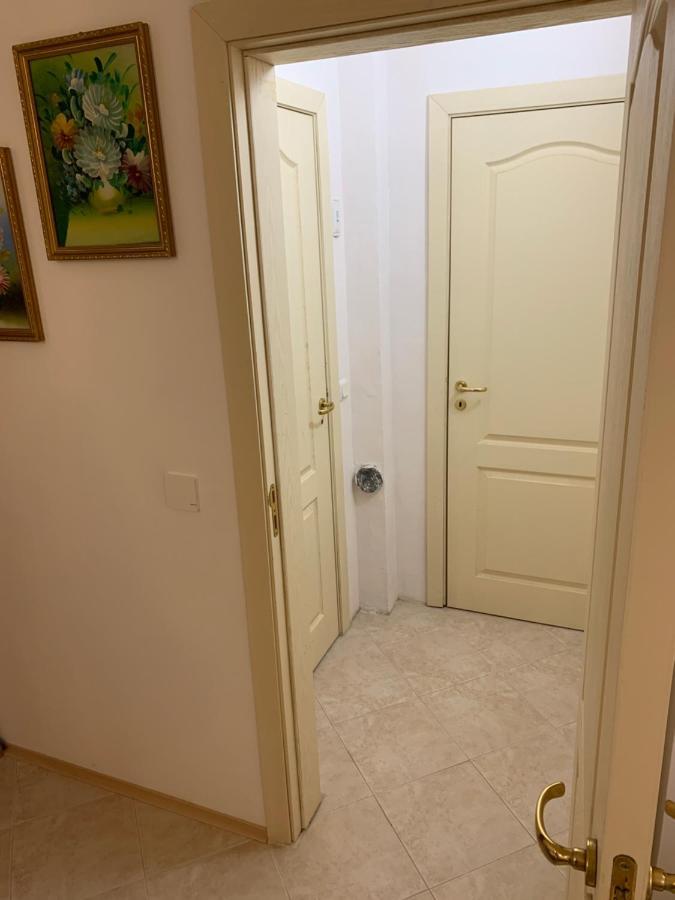 Sunray Guest House, Private Rooms & Apartment With Lovely Sea View Varna Luaran gambar