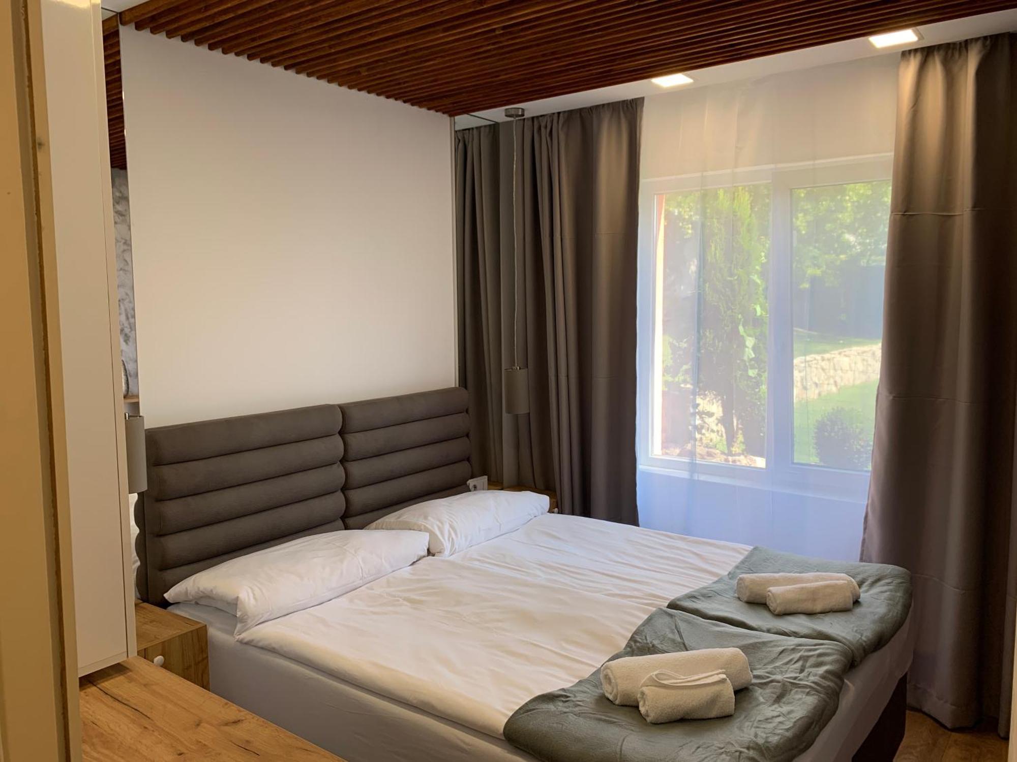 Sunray Guest House, Private Rooms & Apartment With Lovely Sea View Varna Luaran gambar