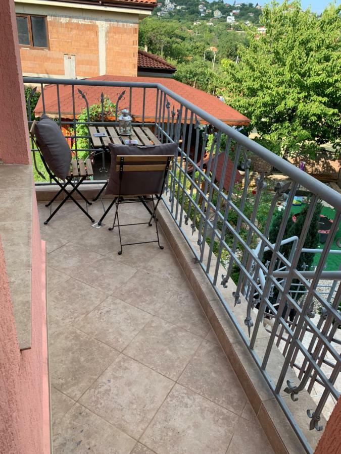 Sunray Guest House, Private Rooms & Apartment With Lovely Sea View Varna Luaran gambar